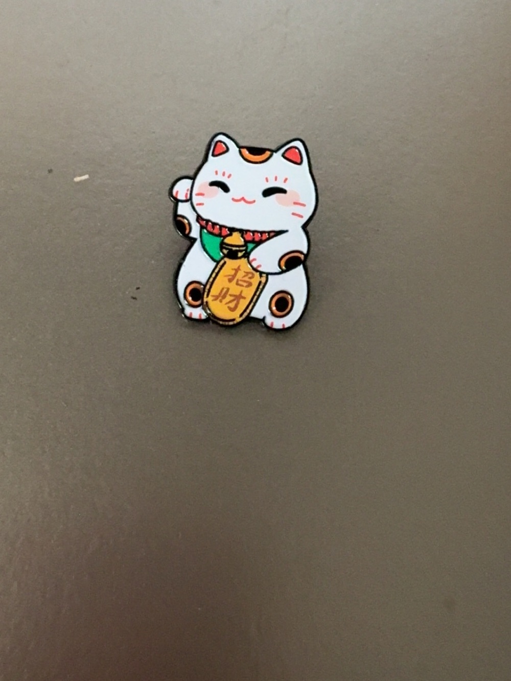White Lucky Cat Enamel Pin - Cute Maneki Neko for Cat Lovers